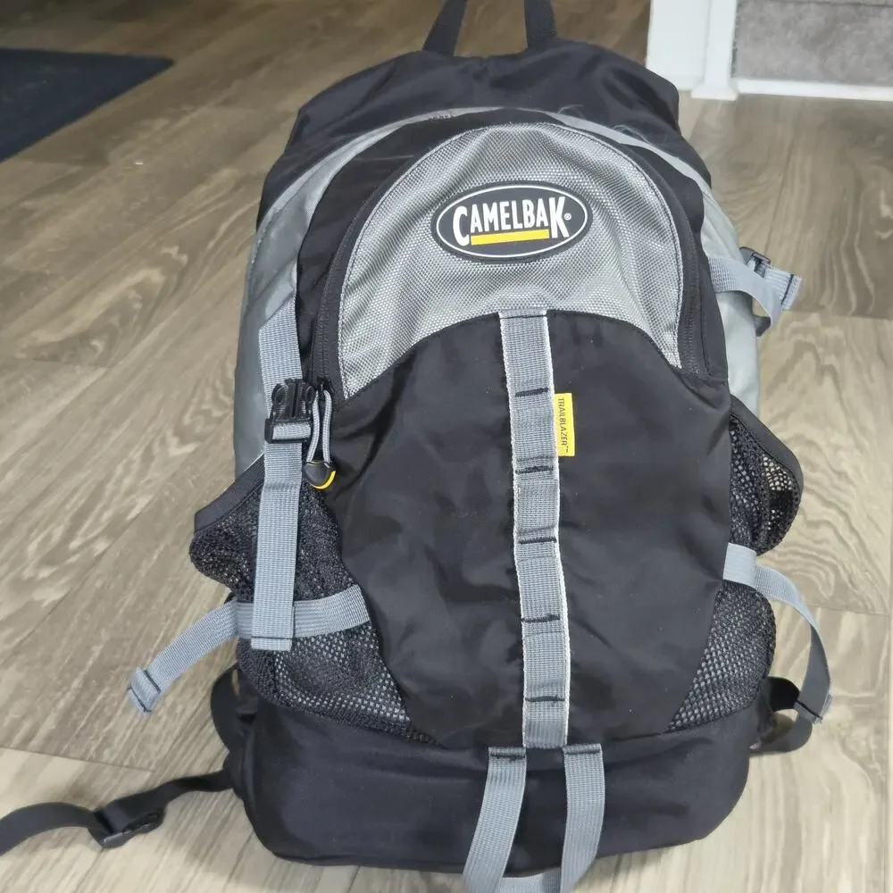 CamelBak Trailblazer Hydration Backpack Reservoir Hiking Biking Outdoor Pack